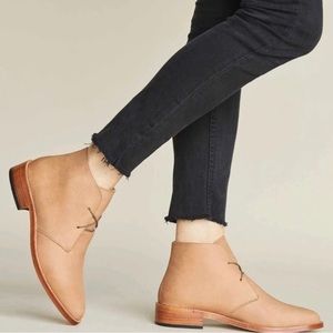 Nisolo Isa Boots | Sand | size 8